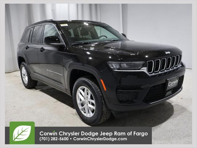 2026 Jeep Grand Cherokee GRAND CHEROKEE LAREDO X 4X4