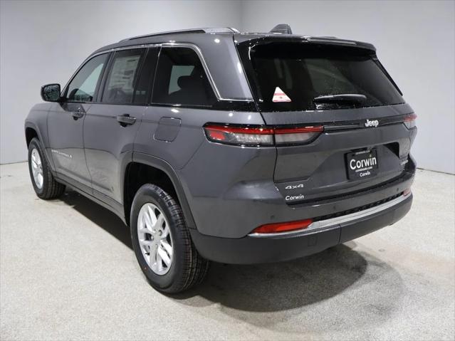 2026 Jeep Grand Cherokee GRAND CHEROKEE LAREDO X 4X4