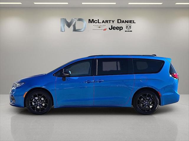 2026 Chrysler Pacifica PACIFICA LIMITED 2026 Chrysler Pacifica PACIFICA LIMITED