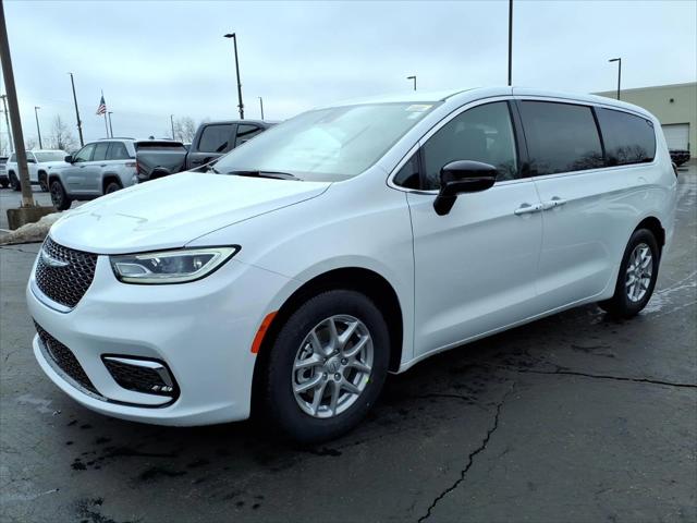 2026 Chrysler Pacifica PACIFICA SELECT