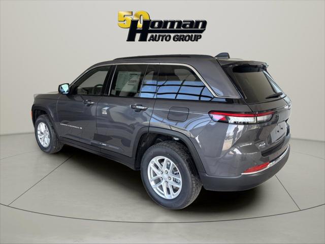 2026 Jeep Grand Cherokee GRAND CHEROKEE LAREDO X 4X4