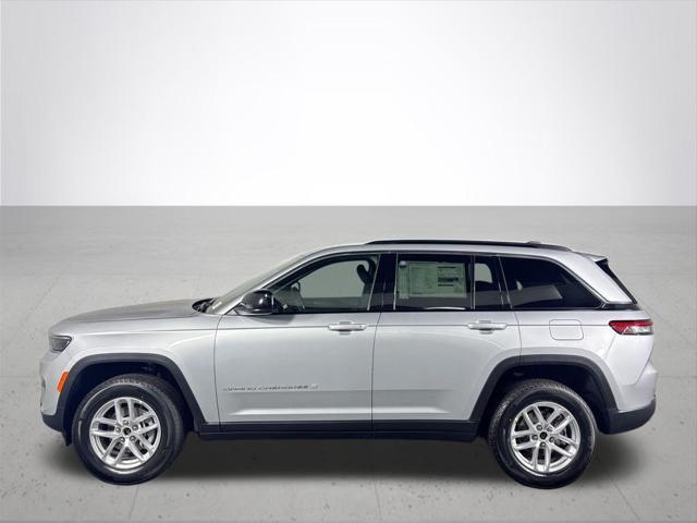 2026 Jeep Grand Cherokee Laredo 4x4