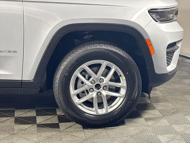 2026 Jeep Grand Cherokee Laredo 4x4