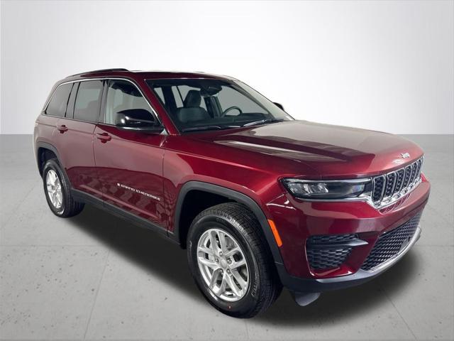 2026 Jeep Grand Cherokee Laredo 4x4