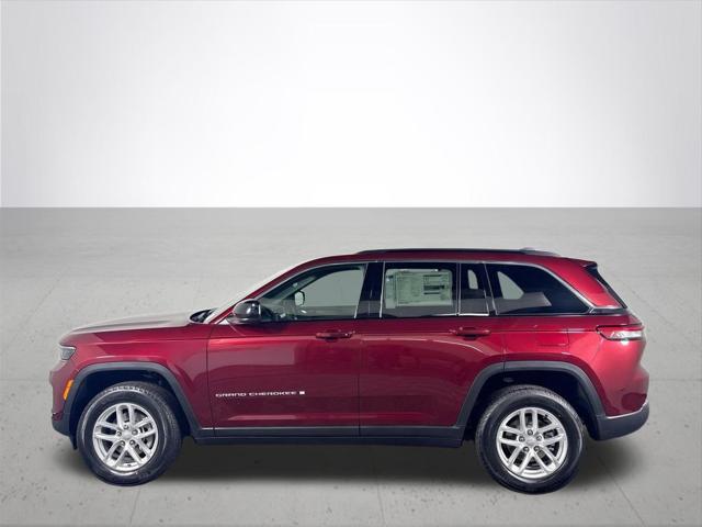 2026 Jeep Grand Cherokee Laredo 4x4