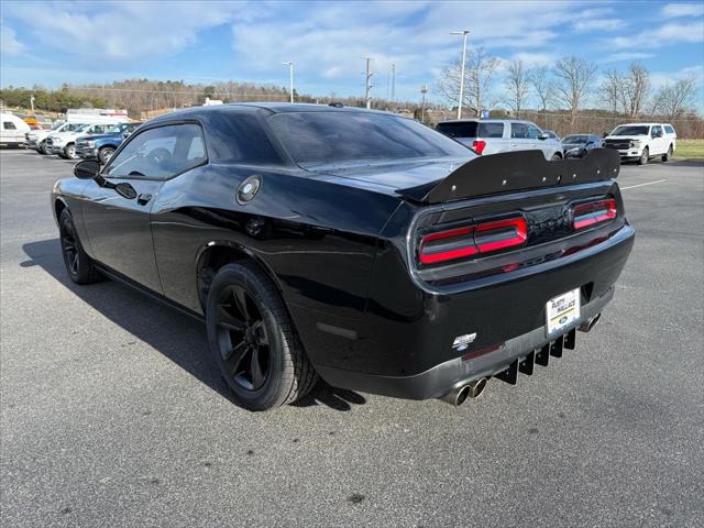 2018 Dodge Challenger SXT