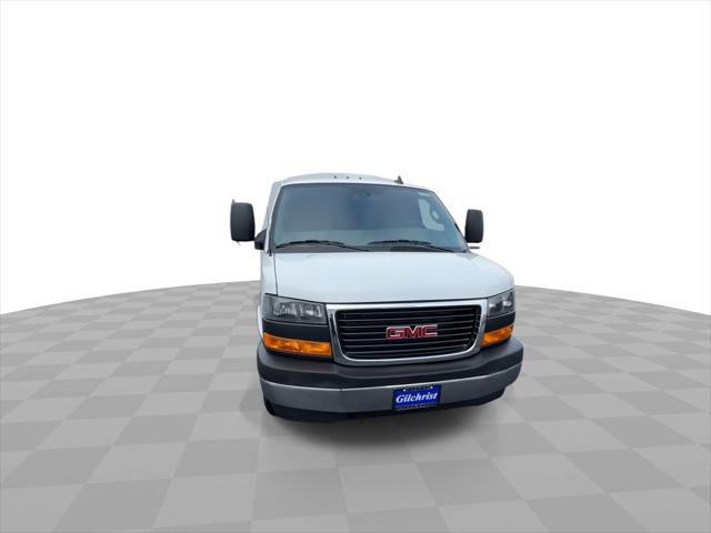 2025 GMC Savana Cutaway Work Van