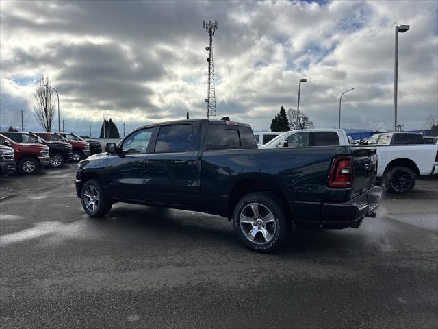 2026 RAM Ram 1500 RAM 1500 EXPRESS CREW CAB 4X4 64 BOX