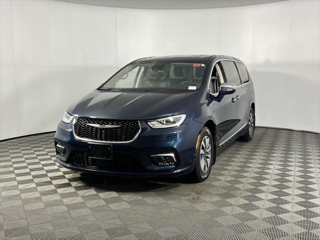 2022 Chrysler Pacifica Hybrid Limited