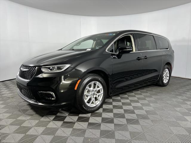 2024 Chrysler Pacifica Touring L 2024 Chrysler Pacifica Touring L