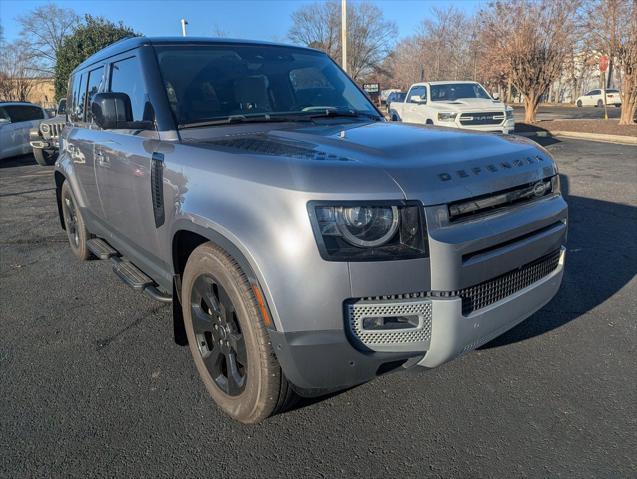 2023 Land Rover Defender 110 SE