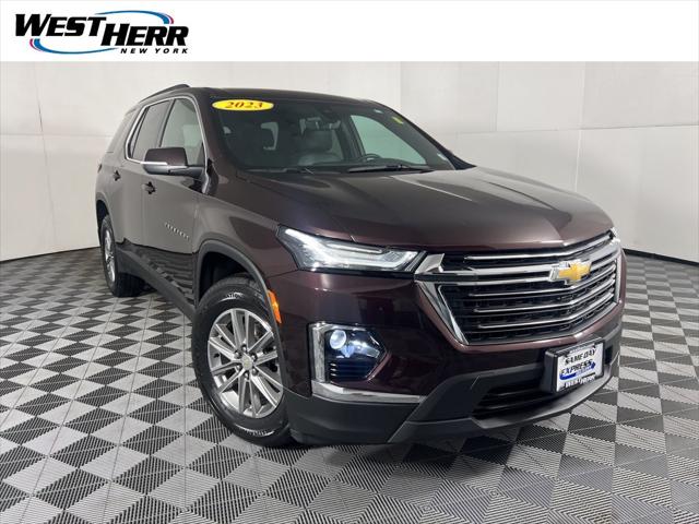 2023 Chevrolet Traverse AWD LT Leather