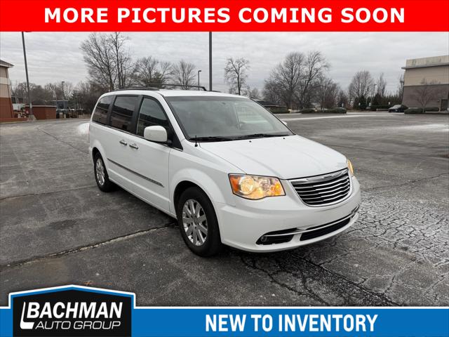 2016 Chrysler Town and Country Touring