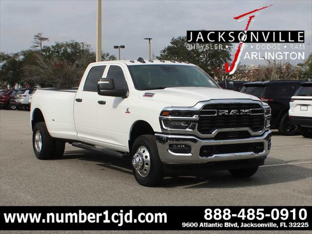 2026 RAM Ram 3500 RAM 3500 TRADESMAN CREW CAB 4X4 8 BOX