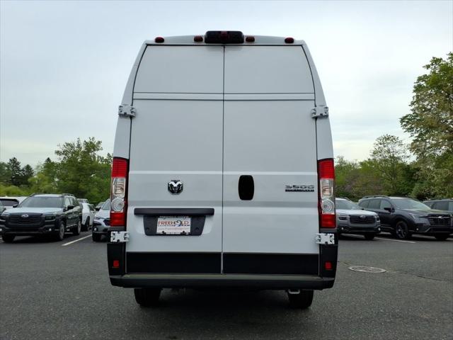 2025 Ram ProMaster Cargo Van Tradesman Super High Roof 159" WB EXT w/Pass Seat