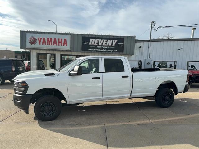 2025 RAM 2500 Tradesman Crew Cab 4x4 8 Box