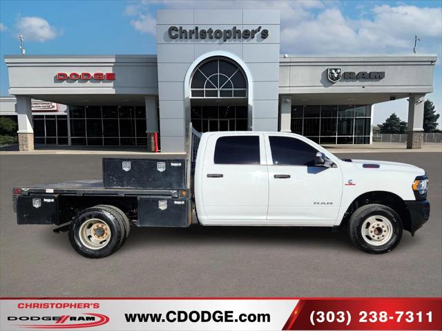2022 RAM 3500 Tradesman Crew Cab 4x4 8 Box