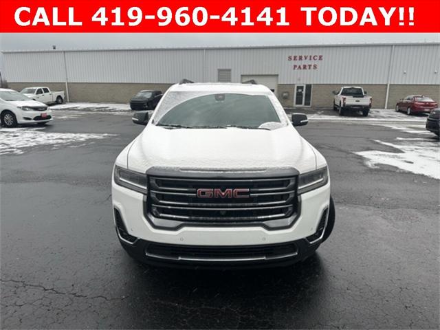 2023 GMC Acadia AWD AT4