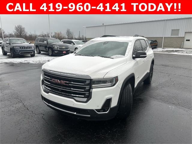 2023 GMC Acadia AWD AT4