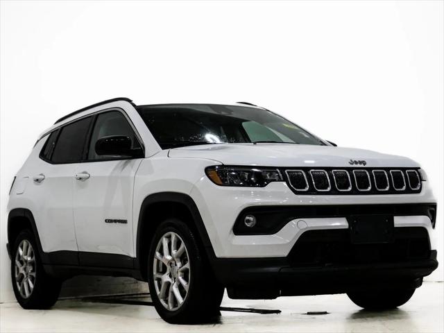2022 Jeep Compass Latitude Lux 4x4