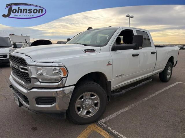 2022 RAM 3500 Tradesman Crew Cab 4x4 8 Box