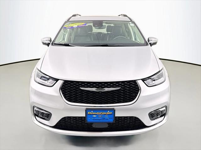 2023 Chrysler Pacifica Limited AWD