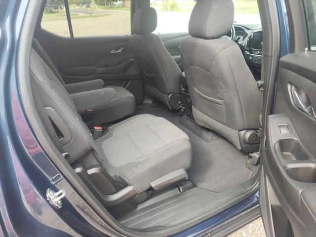 2022 Chevrolet Traverse FWD LT Cloth