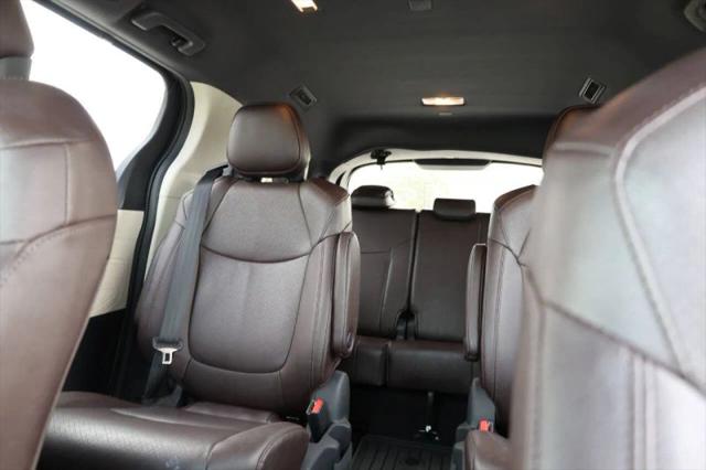 2021 Toyota Sienna Platinum