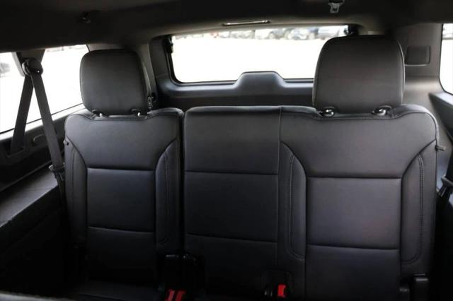 2022 Chevrolet Suburban 4WD Z71