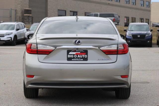 2018 Lexus ES 300h 300h