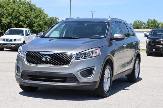 2016 Kia Sorento 3.3L LX