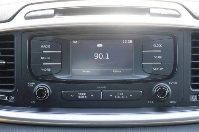 2016 Kia Sorento 3.3L LX