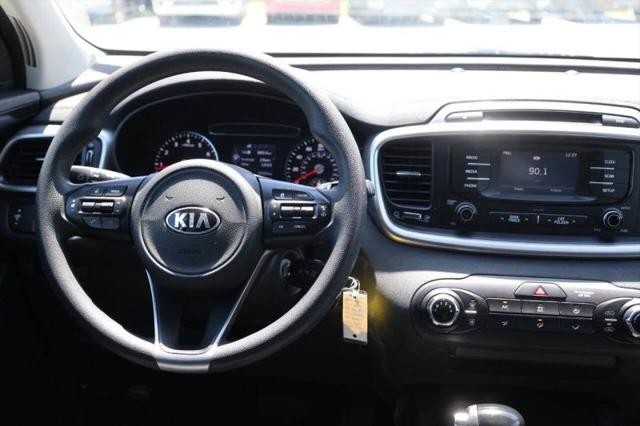 2016 Kia Sorento 3.3L LX