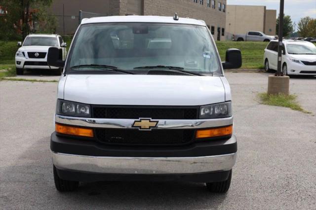 2025 Chevrolet Express Passenger RWD 3500 Extended Wheelbase LT