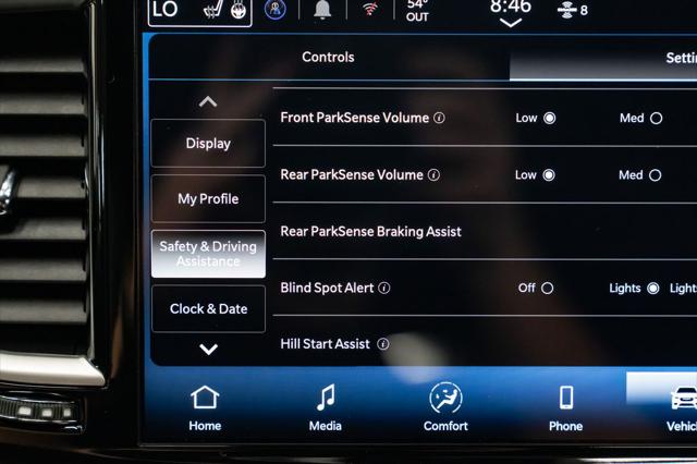 2026 Chrysler Pacifica Select AWD