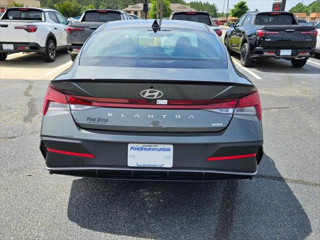 2025 Hyundai Elantra Hybrid SEL Sport