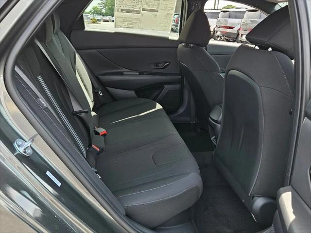 2025 Hyundai Elantra Hybrid SEL Sport