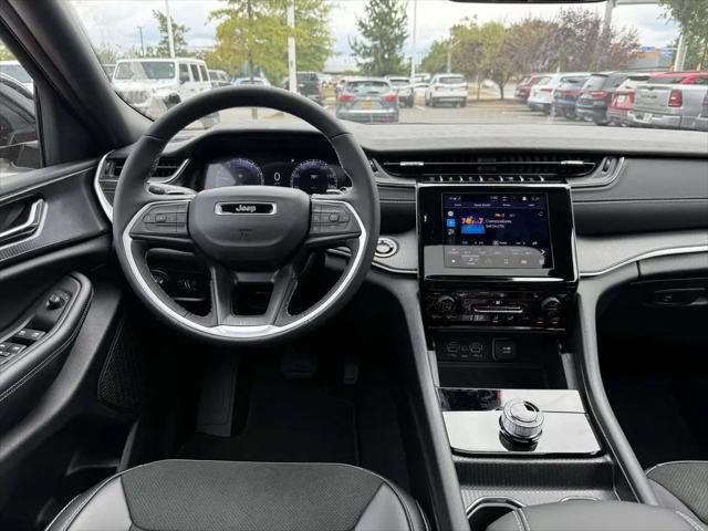 2025 Jeep Grand Cherokee Altitude X 4x4