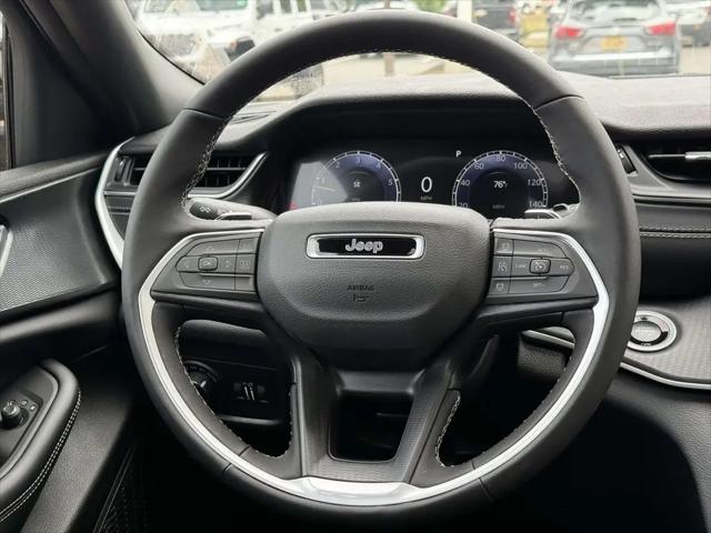2025 Jeep Grand Cherokee Altitude X 4x4
