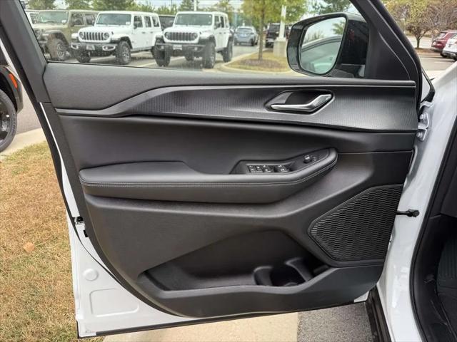 2025 Jeep Grand Cherokee Altitude X 4x4