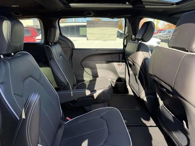 2026 Chrysler Pacifica Limited AWD