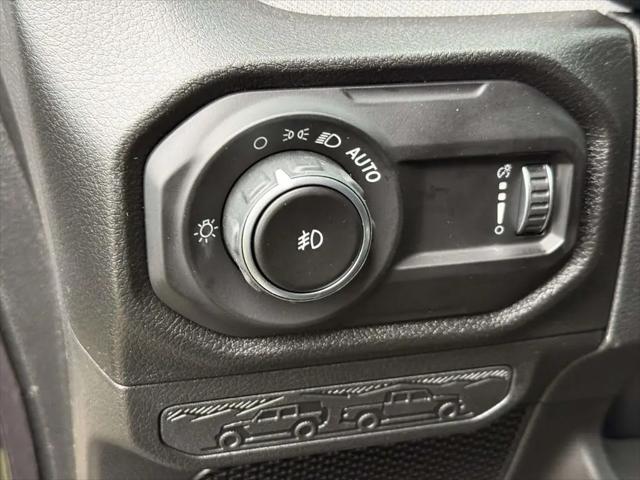 2025 Jeep Wrangler 4-Door Summit 4x4