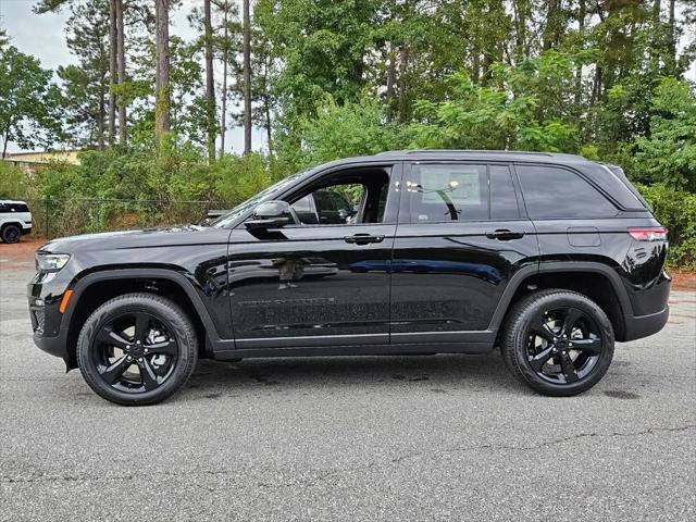 2025 Jeep Grand Cherokee Limited 4x2