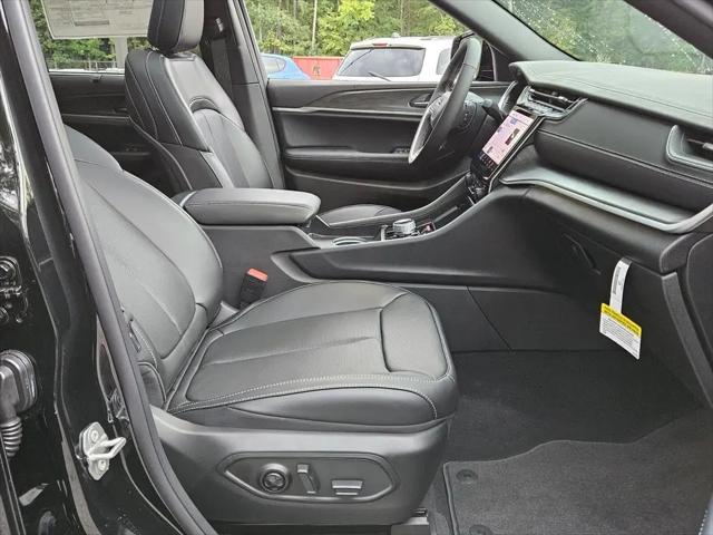 2025 Jeep Grand Cherokee Limited 4x2