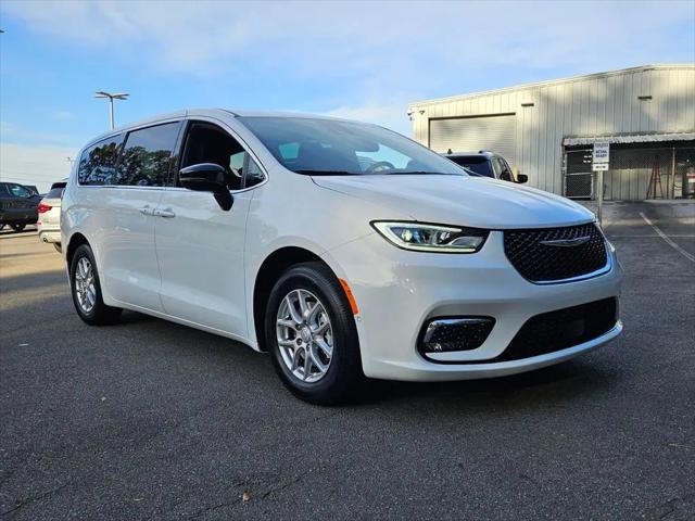 2026 Chrysler Pacifica Select for sale in Macon, GA