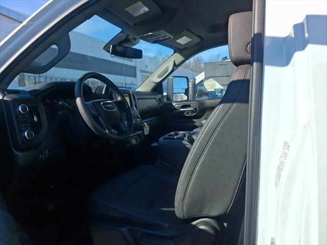 2025 GMC Sierra 3500HD Pro