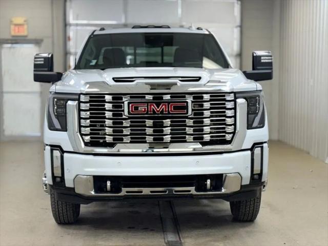 2026 GMC Sierra 3500HD Crew Cab, Long Bed, Denali Dual Rear Wheel, 4WD