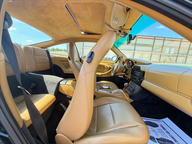 2000 Porsche 911 Carrera