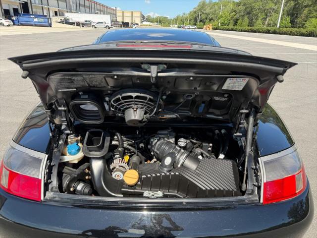 2000 Porsche 911 Carrera