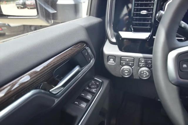 2026 Chevrolet Silverado 3500HD Crew Cab, Long Bed, LT Dual Rear Wheel, RWD